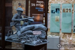 В музее Эцель в Тель-Авиве. Фото - Ася Лихачева.