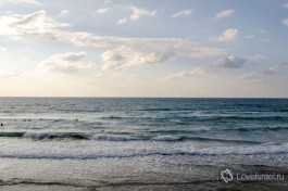 Берег моря в Тель-Авиве. Слова излишни.