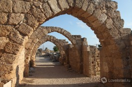 Древняя Кейсария. Ирод существенно отстроил этот город и превратил его в административный центр Римской прокуратуры в Иудее.